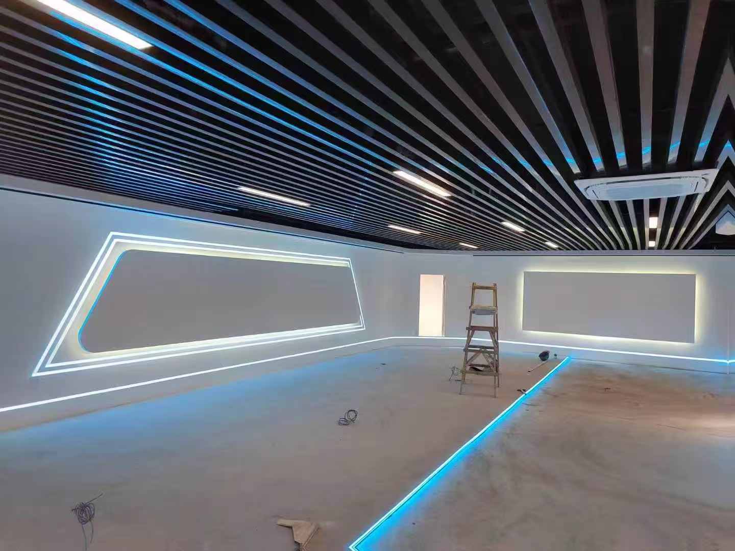 酒泉市铝方通铝格栅百叶窗 - 价格
